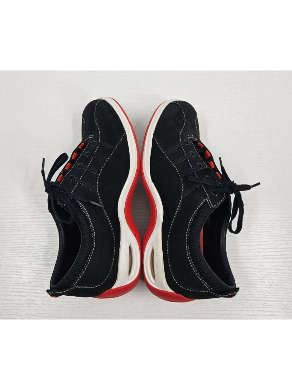 Cole Haan Women's Black Suede Comfort Sneakers Shoes Red Sole Size 6B